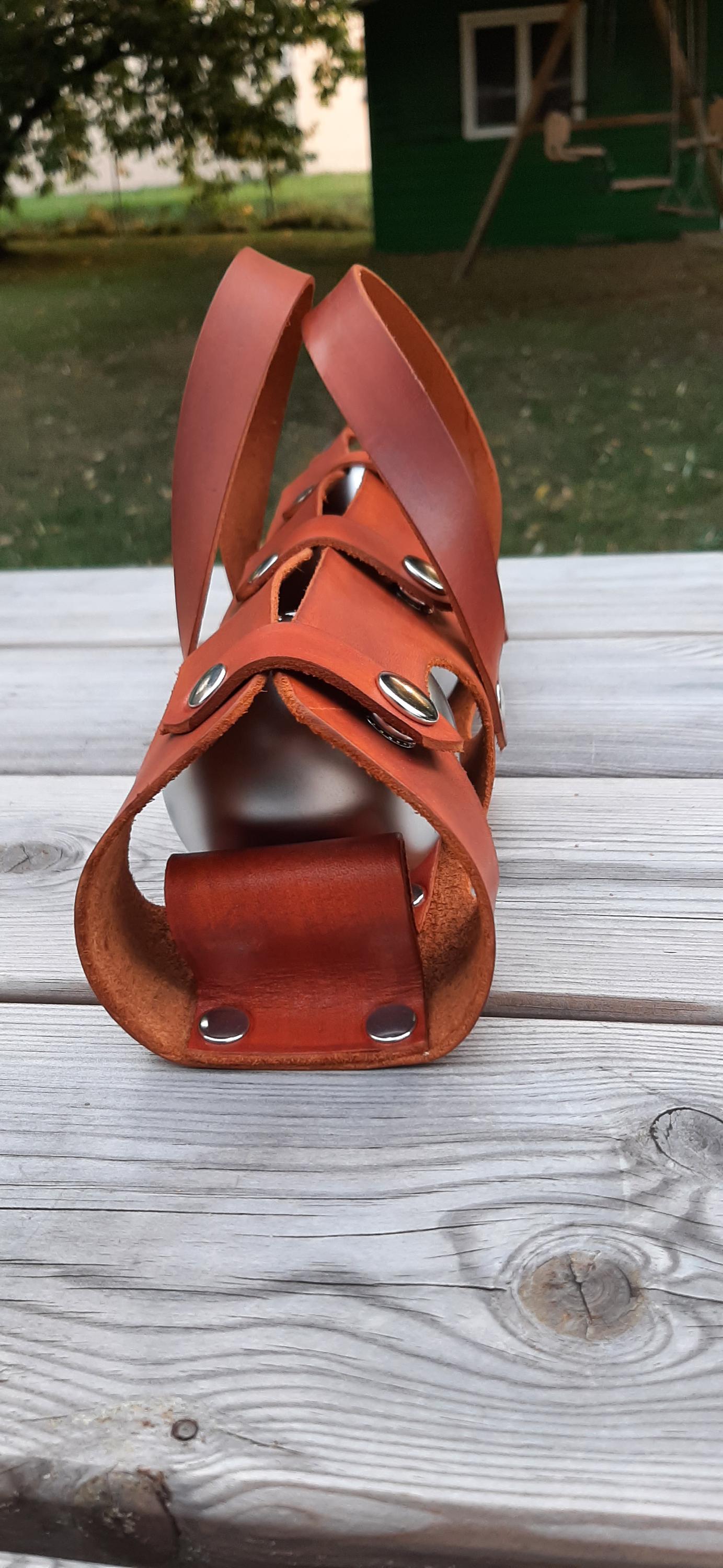 Etui à boules de pétanque en cuir